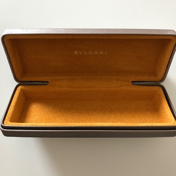 Bvlgari Eyeglass Case and Cloth Wipe - Picture 6 of 10